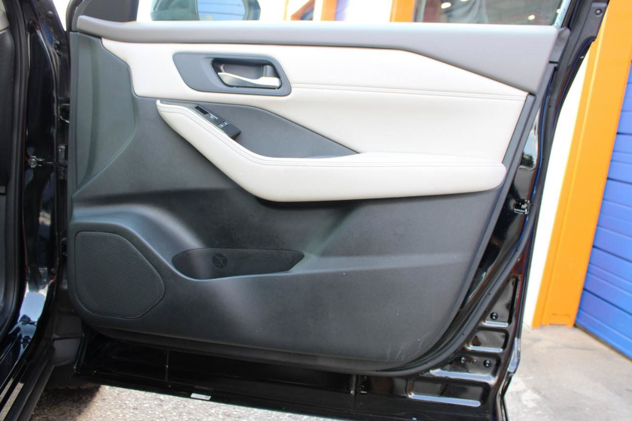 Used 2023 Nissan Rogue SL w/ SL Premium Package FWD image 42