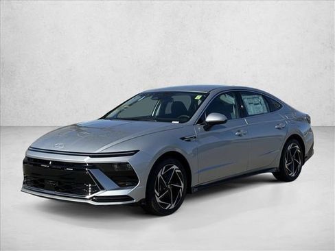 New 2026 Hyundai Sonata SEL image 1