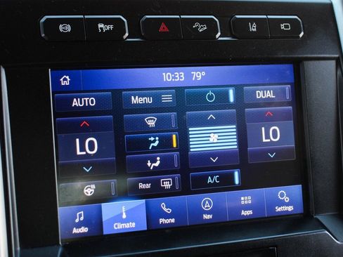 Used 2020 Ford F250 Platinum w/ FX4 Off-Road Package image 32