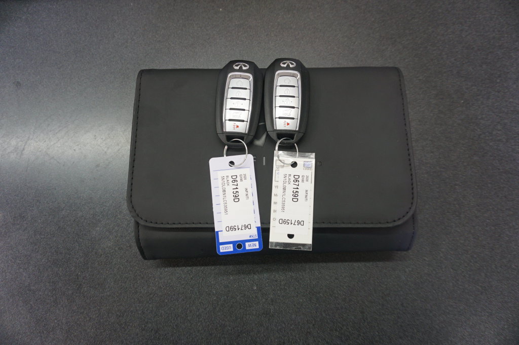 Used 2020 INFINITI QX60 Luxe w/ Essential Package FWD image 20