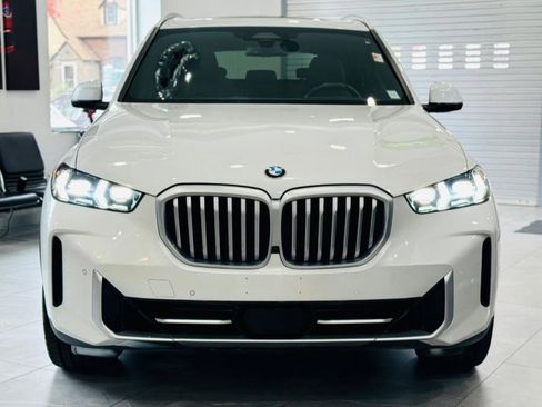 Used 2024 BMW X5 xDrive40i image 2