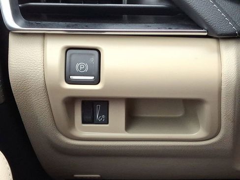 Certified 2023 Cadillac CT5 Luxury w/ Sun And Sound Package image 24