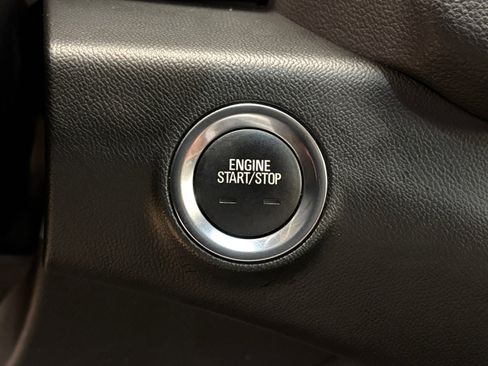 Used 2023 GMC Terrain SLT AWD/4WD image 24