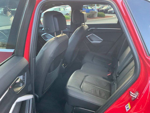 Used 2025 Audi Q3 2.0T Premium AWD/4WD image 13