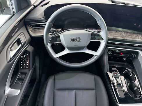Certified 2025 Audi Q5 Premium w/ Premium Plus AWD/4WD image 10