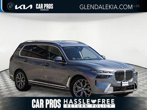 Used 2024 BMW X7 xDrive40i AWD/4WD image 2