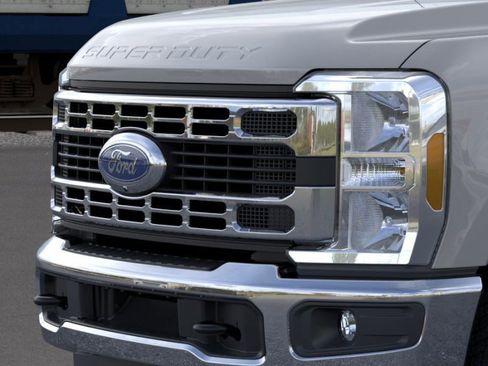 New 2026 Ford F250 XLT image 17