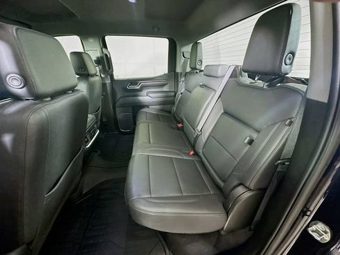 Used 2023 GMC Sierra 1500 SLT w/ SLT Premium Package AWD/4WD image 31