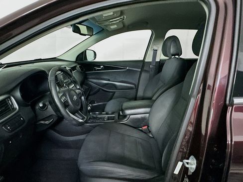 Used 2016 Kia Sorento LX w/ LX Convenience Package image 13