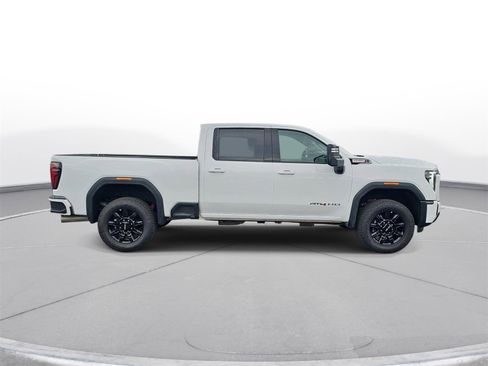 Certified 2025 GMC Sierra 2500 AT4 AWD/4WD image 5