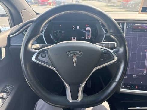 Used 2016 Tesla Model X 75D AWD/4WD image 28
