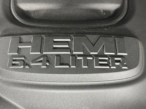 Used 2024 RAM 2500 Big Horn w/ Safety Group image 10