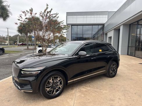 Used 2023 Genesis GV70 2.5T w/ Select Package image 7