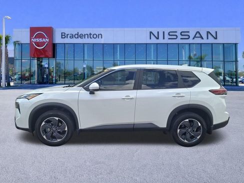 Certified 2025 Nissan Rogue SV FWD image 8