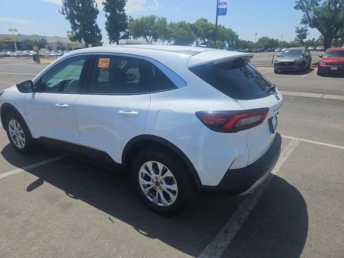 Used 2024 Ford Escape Active AWD/4WD image 5