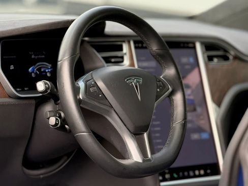 Used 2016 Tesla Model X Performance AWD/4WD image 13