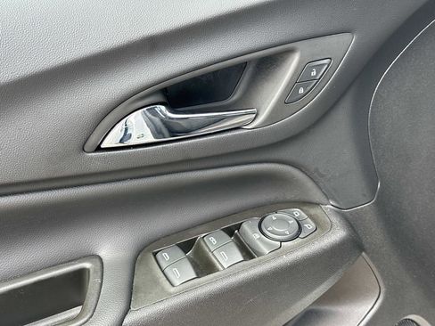 Certified 2023 Chevrolet Equinox LT FWD image 15