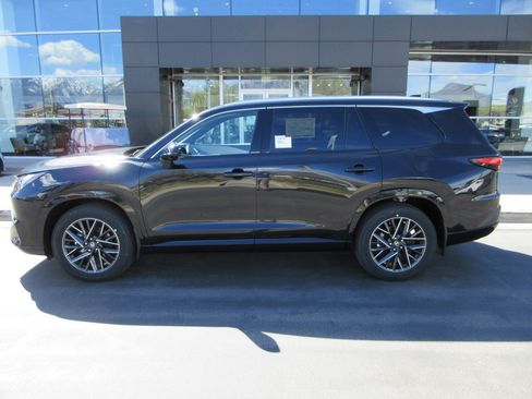 New 2026 Lexus TX 350 AWD image 3