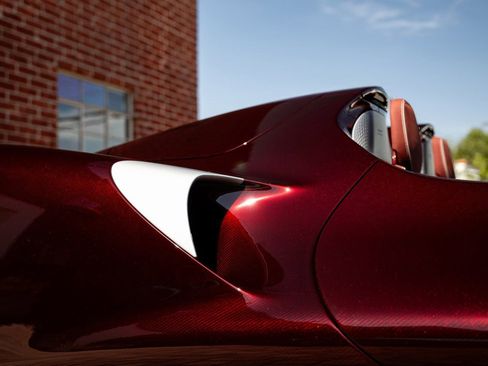 Used 2021 McLaren Elva image 31