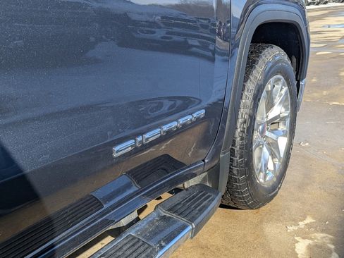 Used 2022 GMC Sierra 1500 SLT w/ SLT Premium Package image 13
