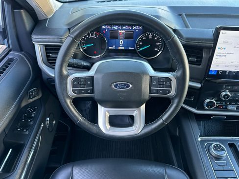 Used 2024 Ford Expedition XLT AWD/4WD image 15