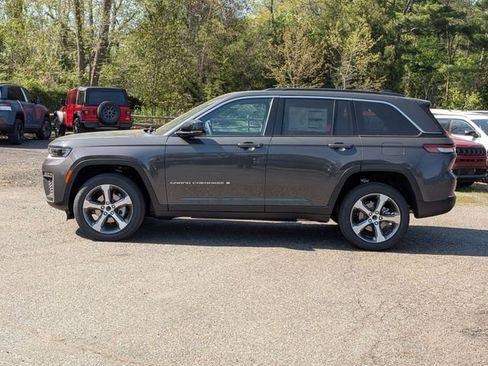 New 2026 Jeep Grand Cherokee Limited AWD/4WD image 6