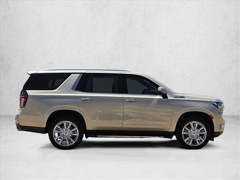 Used 2022 Chevrolet Tahoe High Country AWD/4WD image 4