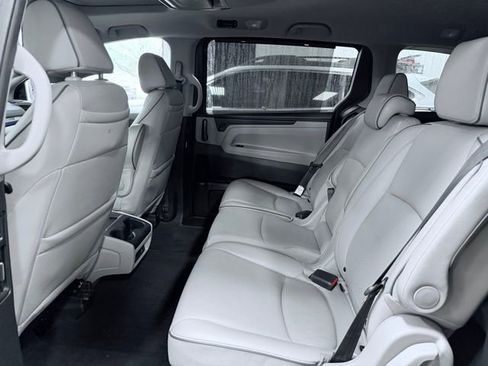 Used 2024 Honda Odyssey Elite image 21