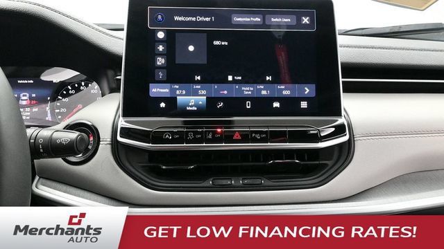 Used 2025 Jeep Compass Limited AWD/4WD image 20