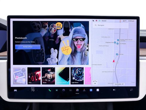 Used 2022 Tesla Model X AWD/4WD image 28