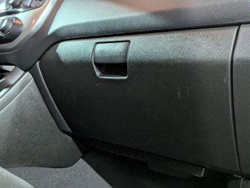 Used 2022 Chevrolet Colorado LT w/ LT Convenience Package image 23