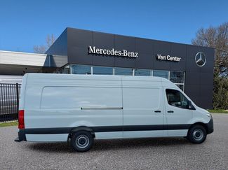 New 2026 Mercedes-Benz Sprinter 2500 video 2