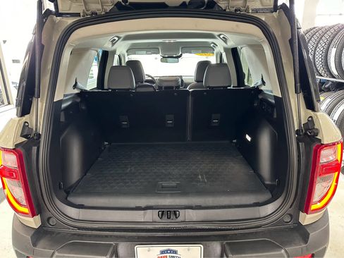 Used 2025 Ford Bronco Sport Badlands image 9