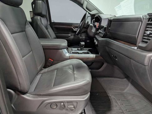 Used 2023 GMC Sierra 1500 SLT w/ SLT Premium Plus Package image 46