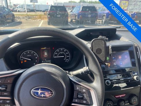 Used 2021 Subaru Forester AWD/4WD image 9