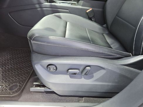 Certified 2023 Volkswagen Atlas SE FWD image 17