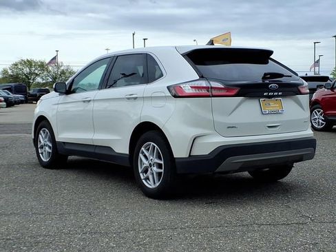 Certified 2023 Ford Edge SEL AWD/4WD image 4