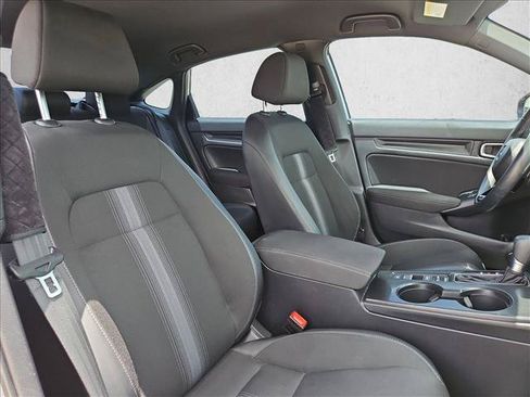 Used 2025 Honda Civic Sport image 19