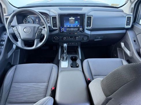 Certified 2024 Nissan Frontier SV w/ Technology Package image 25