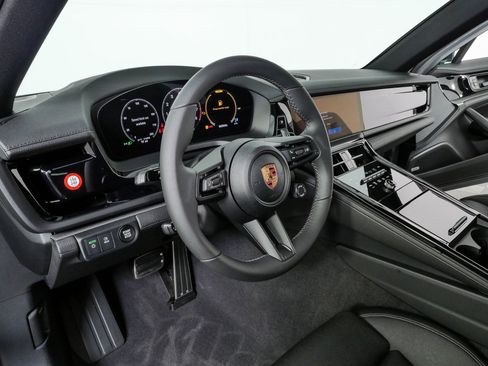 New 2026 Porsche Panamera 4 AWD/4WD image 4