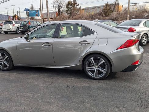 Used 2018 Lexus IS 300 AWD w/ Comfort Package image 18