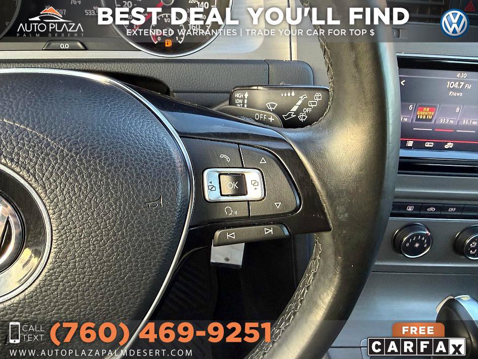 Used 2015 Volkswagen Golf S FWD image 22