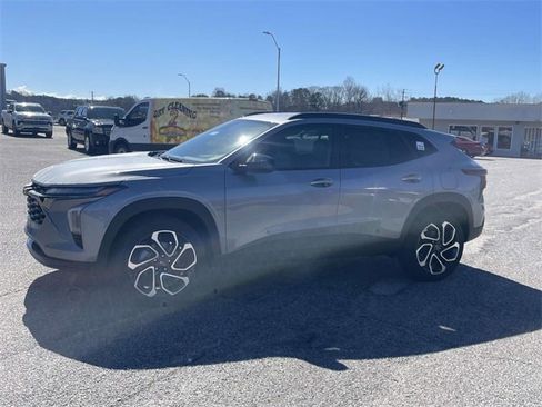 New 2026 Chevrolet Trax RS w/ Driver Confidence Package image 6