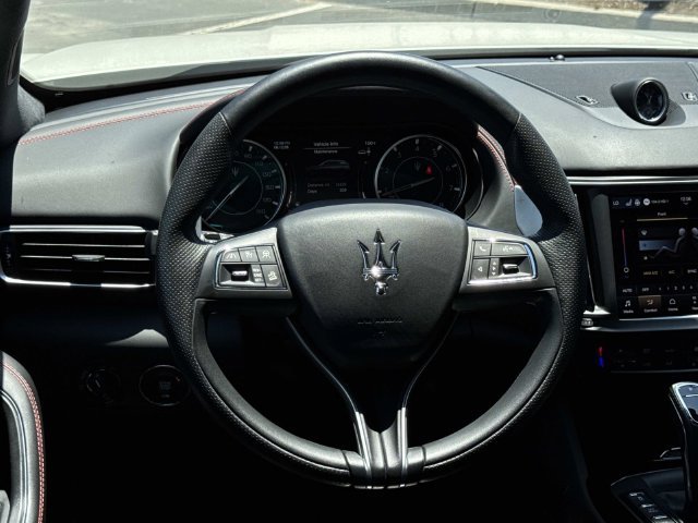 Used 2024 Maserati Levante Modena Ultima AWD/4WD image 7