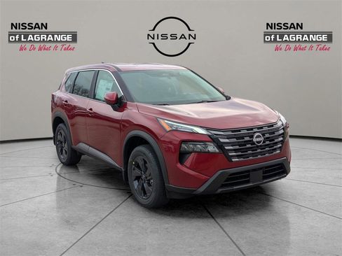 New 2026 Nissan Rogue SV image 3