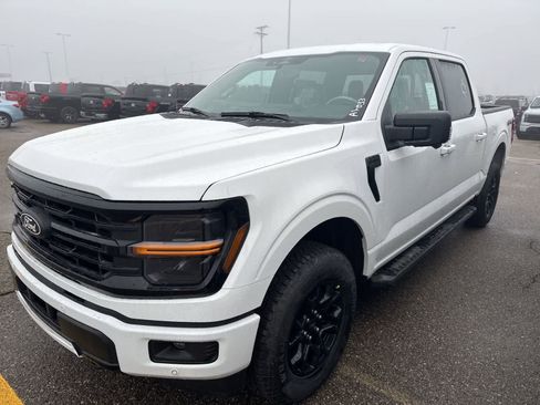 New 2026 Ford F150 XLT w/ Equipment Group 302A MID image 2