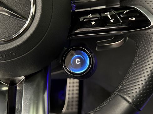 Used 2025 Mercedes-Benz CLE 53 AMG CLE 53 AMG image 33