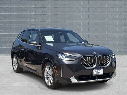 Used 2025 BMW X3 xDrive30i w/ Convenience Package image 1