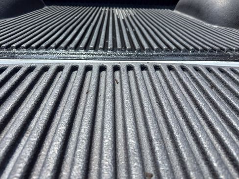 Used 2022 RAM 1500 Big Horn AWD/4WD image 9