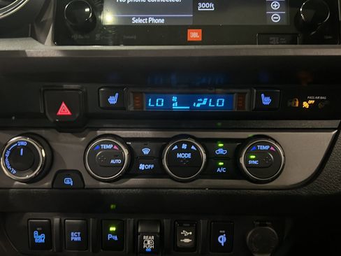 Used 2019 Toyota Tacoma TRD Pro image 28